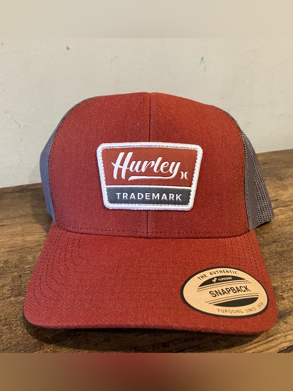 Hurley trucker hat